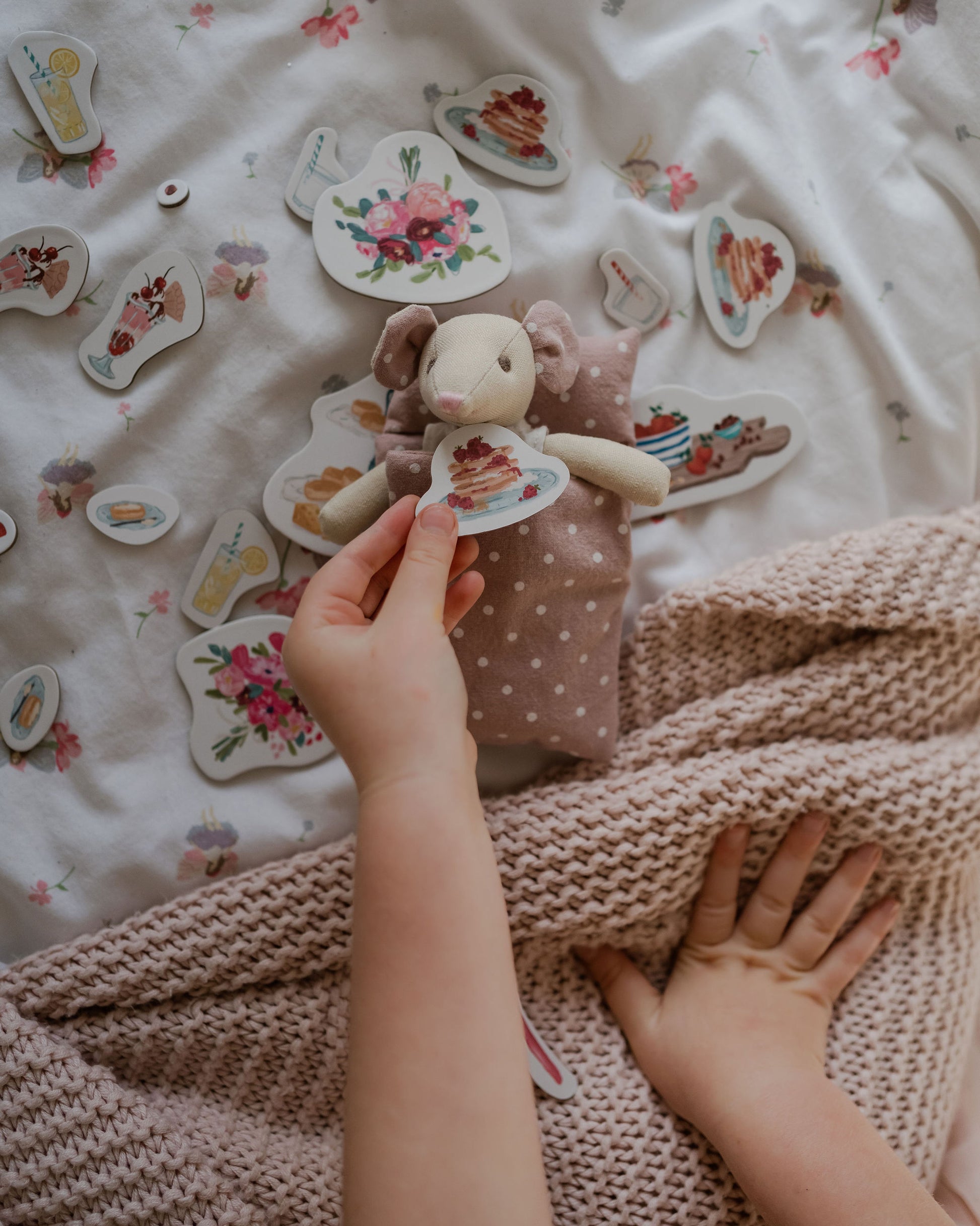 Mimi Mouse Sleepover set which goes with Mabel's Mouse House. Set includes Mimi Mouse, ballet outfits, storybook and accessories.  Great for imaginary play.